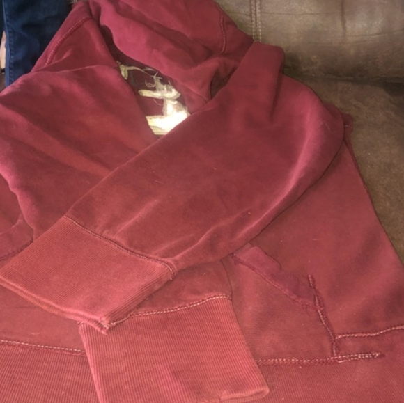 American Eagle sweater - Picture 2 of 3